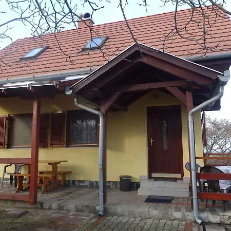 In - Balaton 41048 Holiday home *